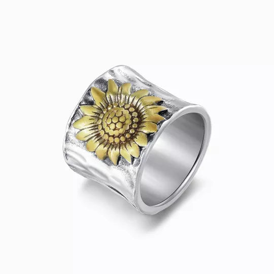 Anillo Ancho de Girasol Dorado en Plata 925