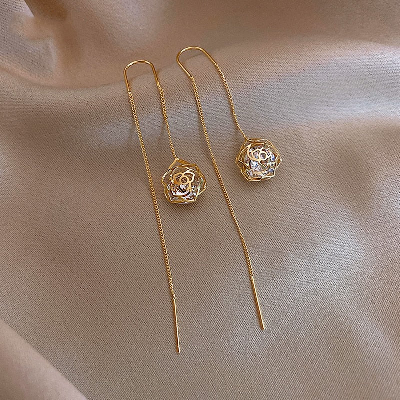 Pendientes Rosa de Cristal Blanco en Oro