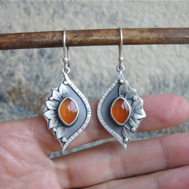 Aretes Vintage con Piedra Naranja en Plata