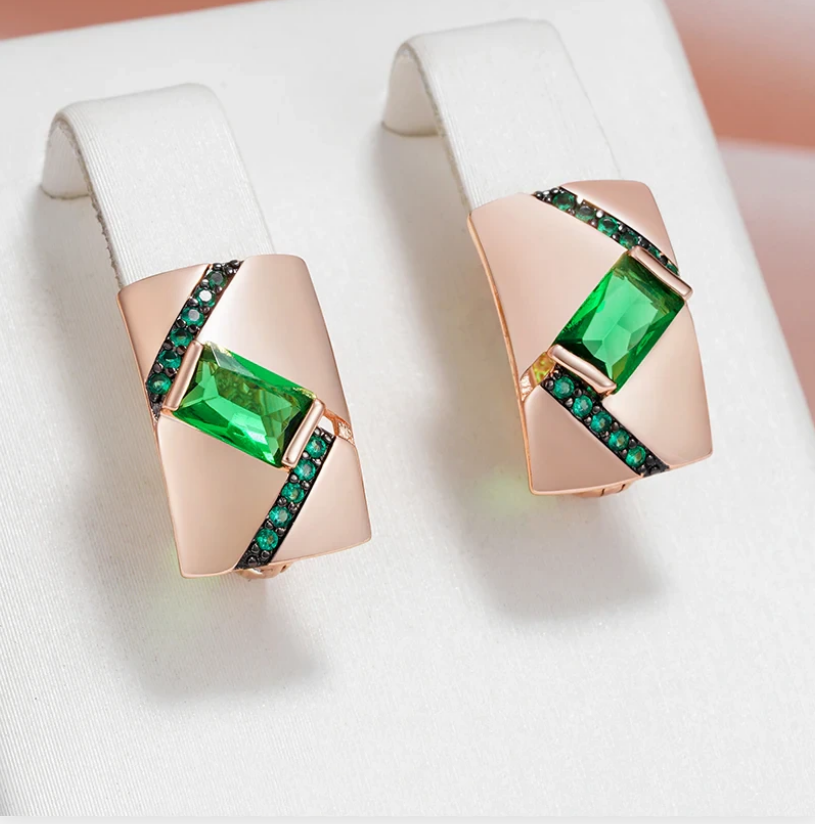 Aretes Cristales Verdes Luminosos Elegantes