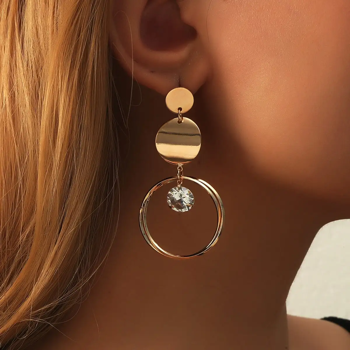 Aretes Colgantes Circulo de Circonita Elegante