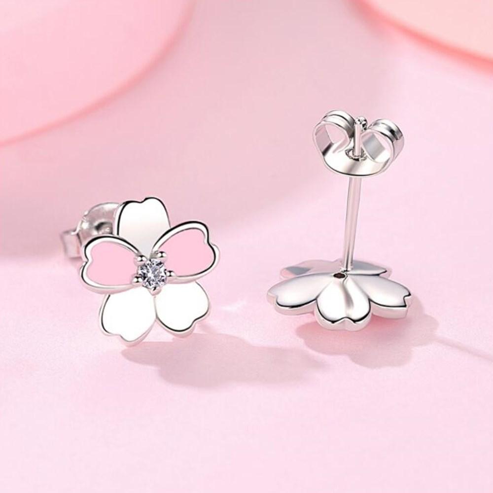 Aretes Flor de Magnolia en Plata y Esmalte Pintado a Mano